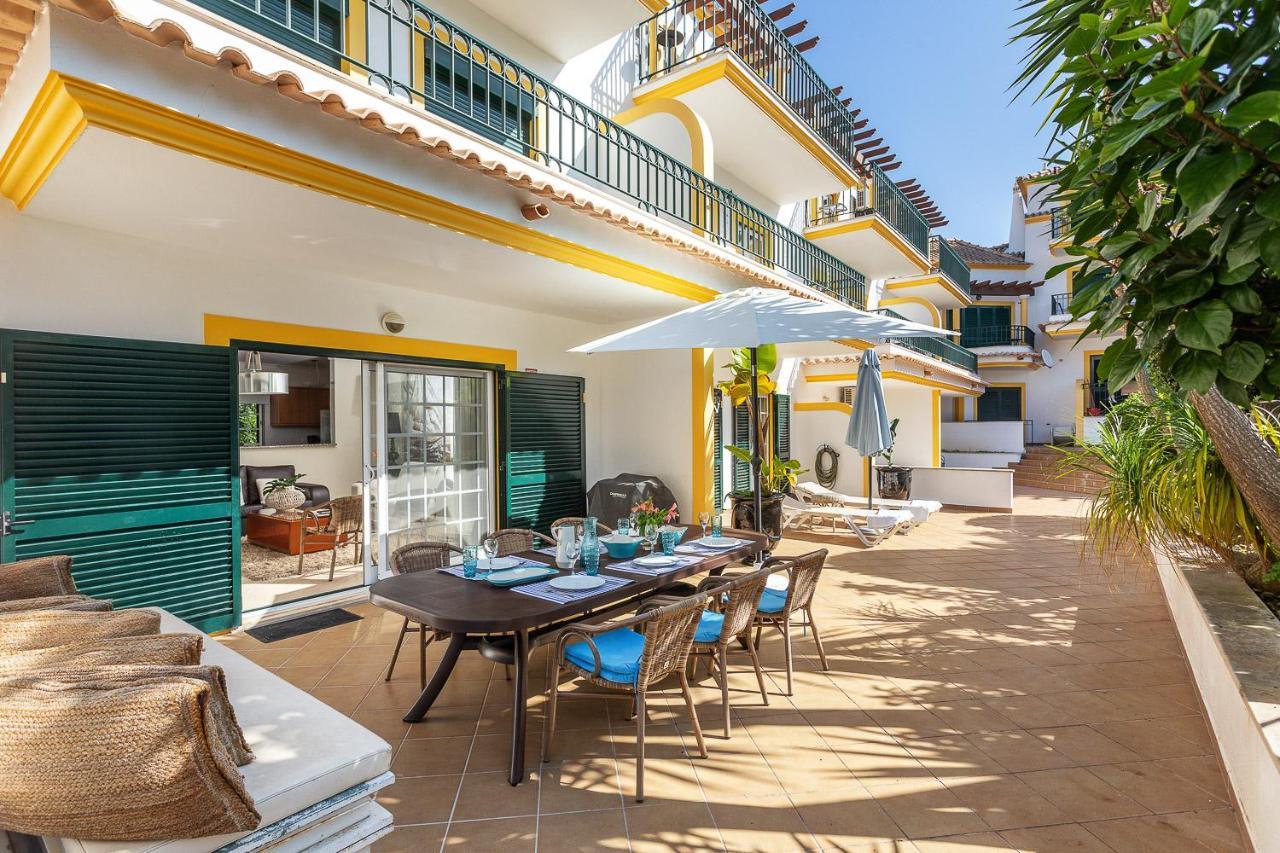 Decor N' Cozy Place For Families And Friends Guia  Exterior photo